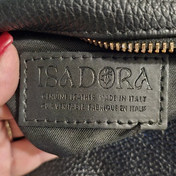 NWOT Isadora Black Leather Shoulder Bag with Chain Strap